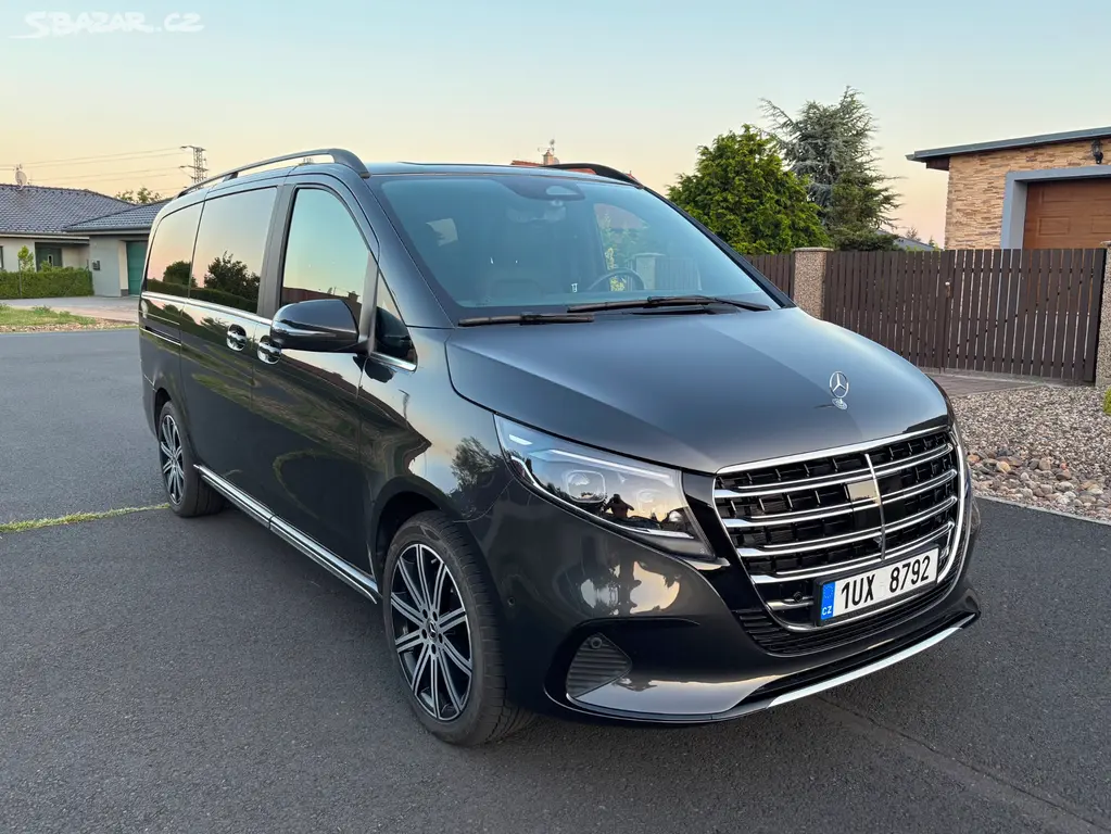MERCEDES V třída 300d Exclusive 4Matic rv.2025